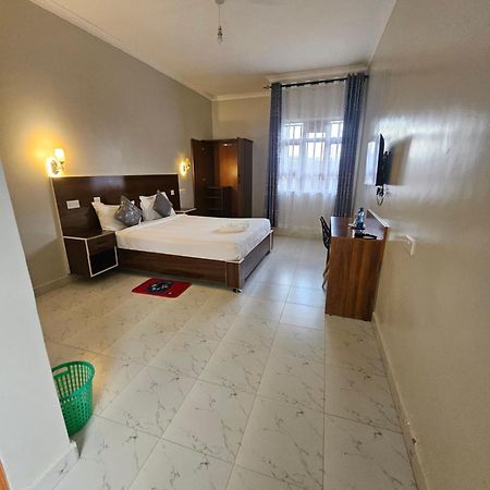 Grand Amoena Guest House Naivasha Kültér fotó